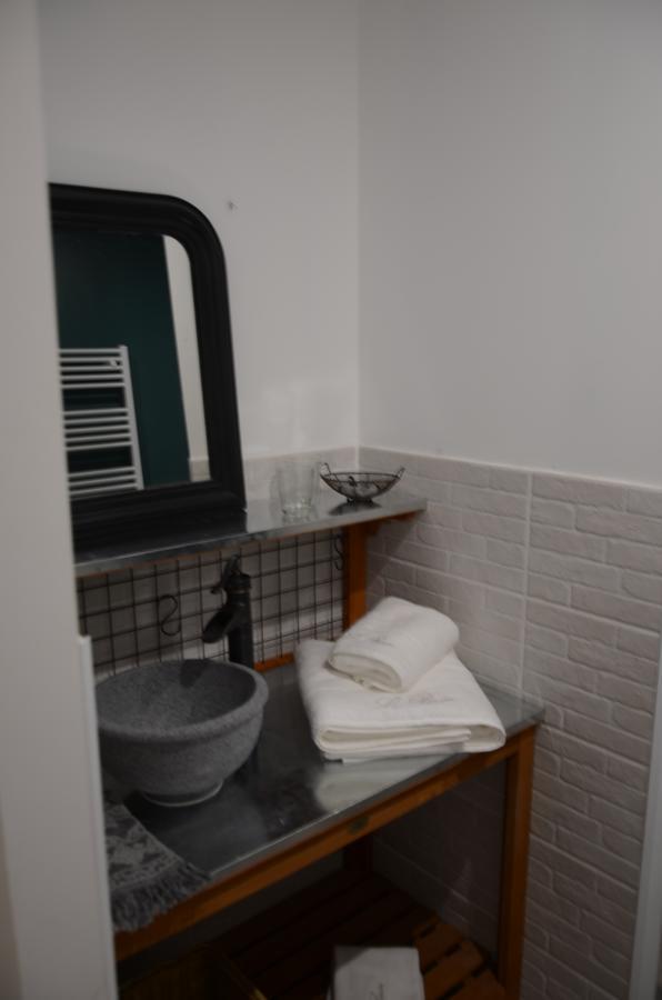Le Moulin De Charin Bed and Breakfast La Pommeraie-sur-Sèvre Εξωτερικό φωτογραφία